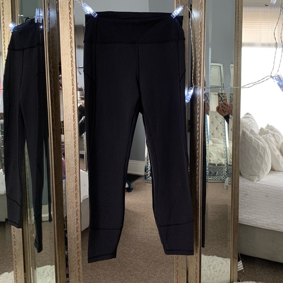 662.♎️Lululemon in movement crop - Picture 3 of 8